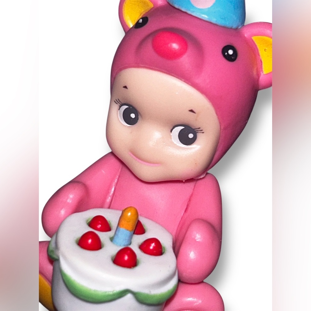 Sonny Angel BIRTHDAY GIFT COLLECTIBLE!  BRAND NEW! Reserved for @sharky9909